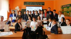 В Азнакаево школьники провели опрос о профсоюзах