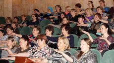 Психологи рассказали многодетным мамам, как снимать стресс