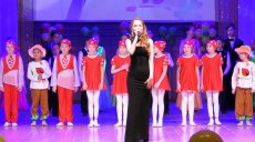 450 работников образования Лениногорска приняли участие в празднике, посвященном Дню учителя 