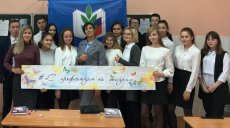 О профсоюзе с помощью синквейнов и песочной анимации