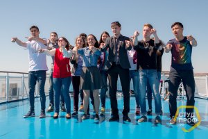 Вчера 140 педагогов и студентов вернулись из речного круиза по Волге
