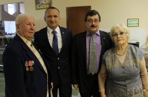 Ветераны энергоуниверситета получили подарки от профкома