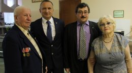 Ветераны энергоуниверситета получили подарки от профкома