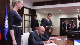 Ректор КФУ и председатель профкома студентов подписали коллективный договор