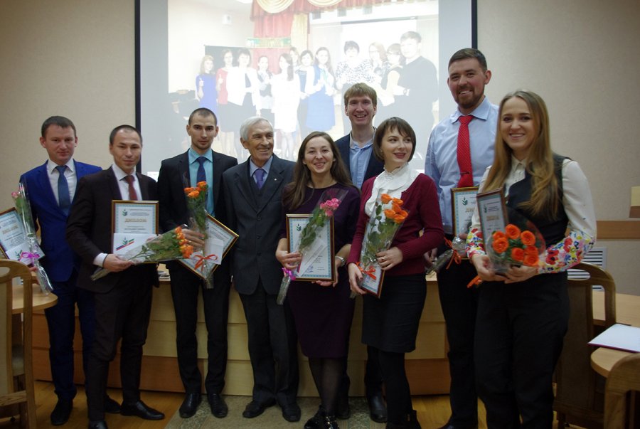 Фотография с репортажа «Молодые педагоги награждены стипендией профсоюза»